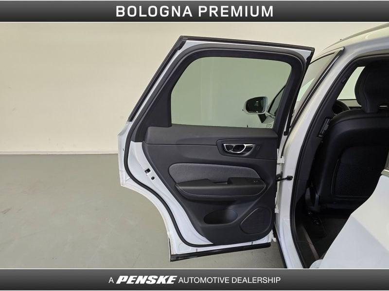 Volvo XC60 XC60 B4 (d) AWD automatico Plus Bright