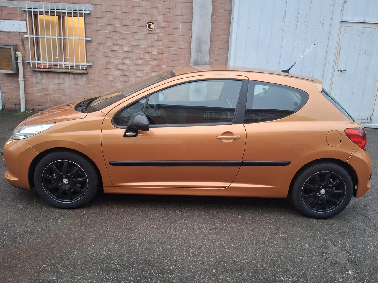 Peugeot 207 1.6 109CV 3p. XSI