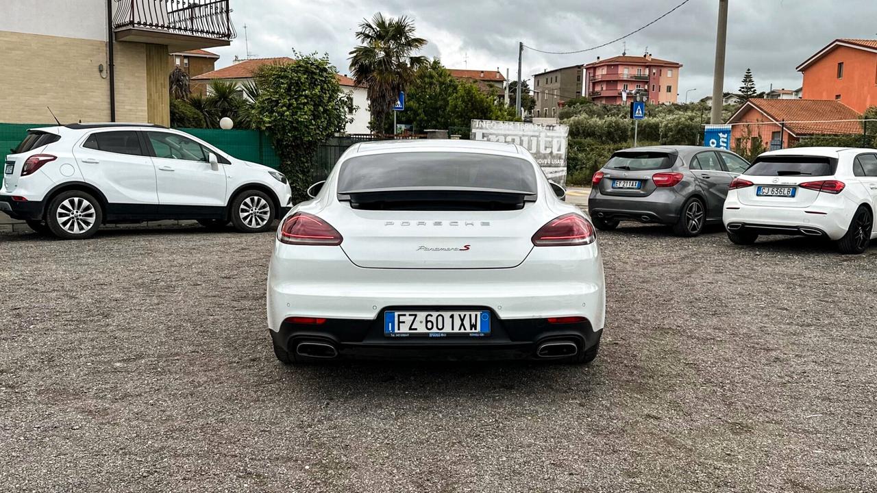 Porsche Panamera 3.0 Diesel Edition