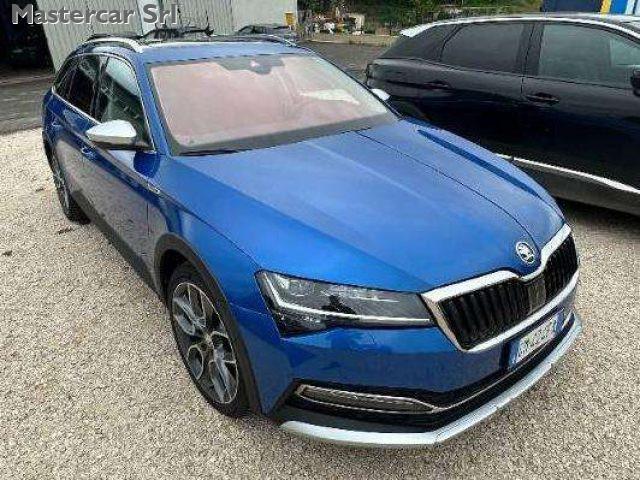 SKODA Superb Superb Wagon 2.0 tdi evo Scout 4x4 200cv dsg - GM4