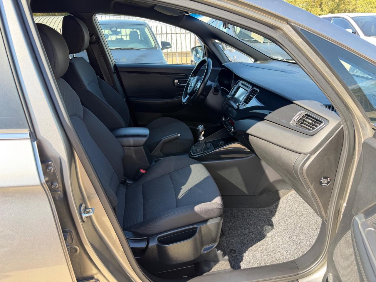 Kia CARENS 1.7 CRDi 136cv /445.000KM