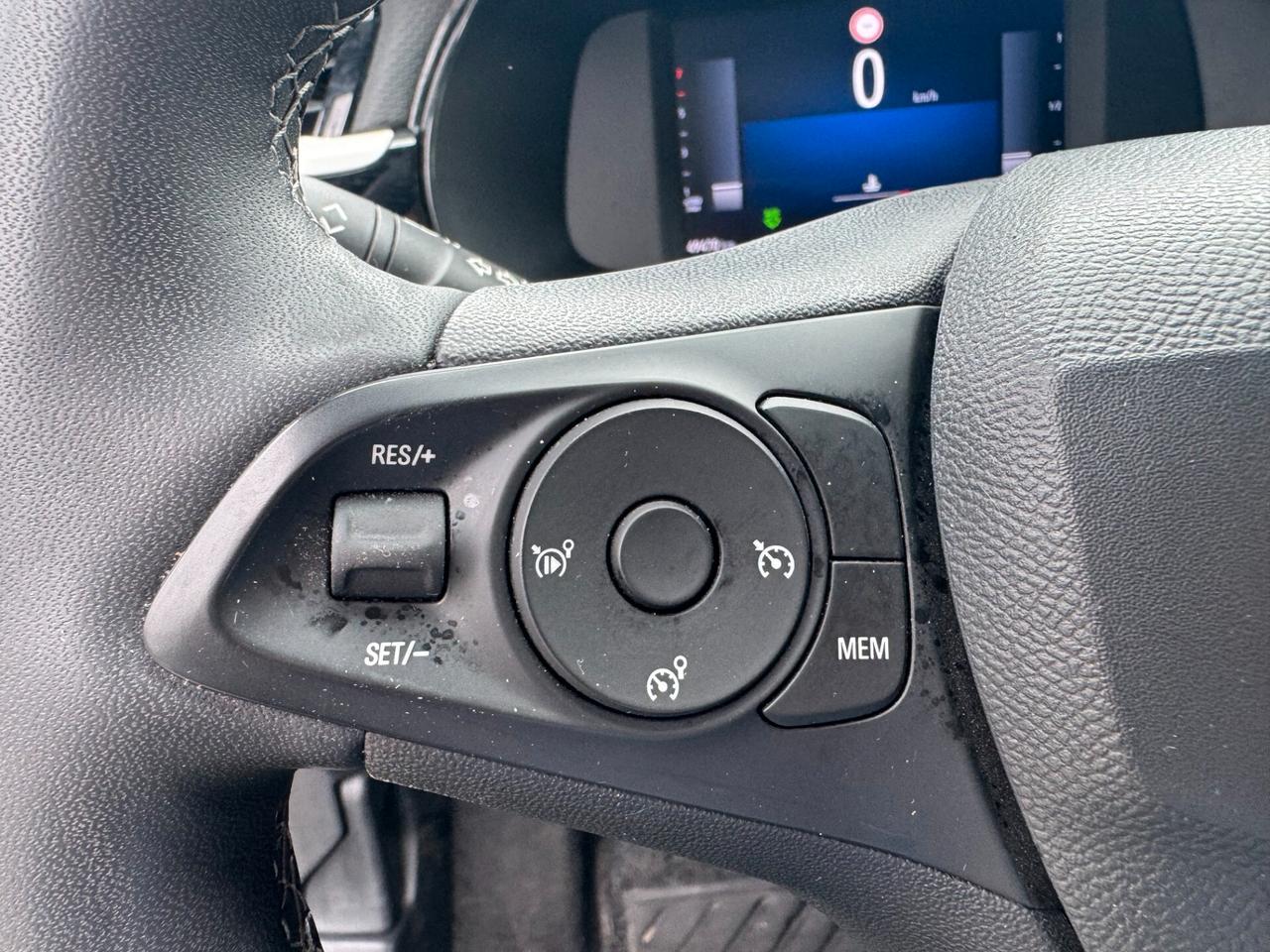 Opel New Corsa 1.2cc 75cv GS