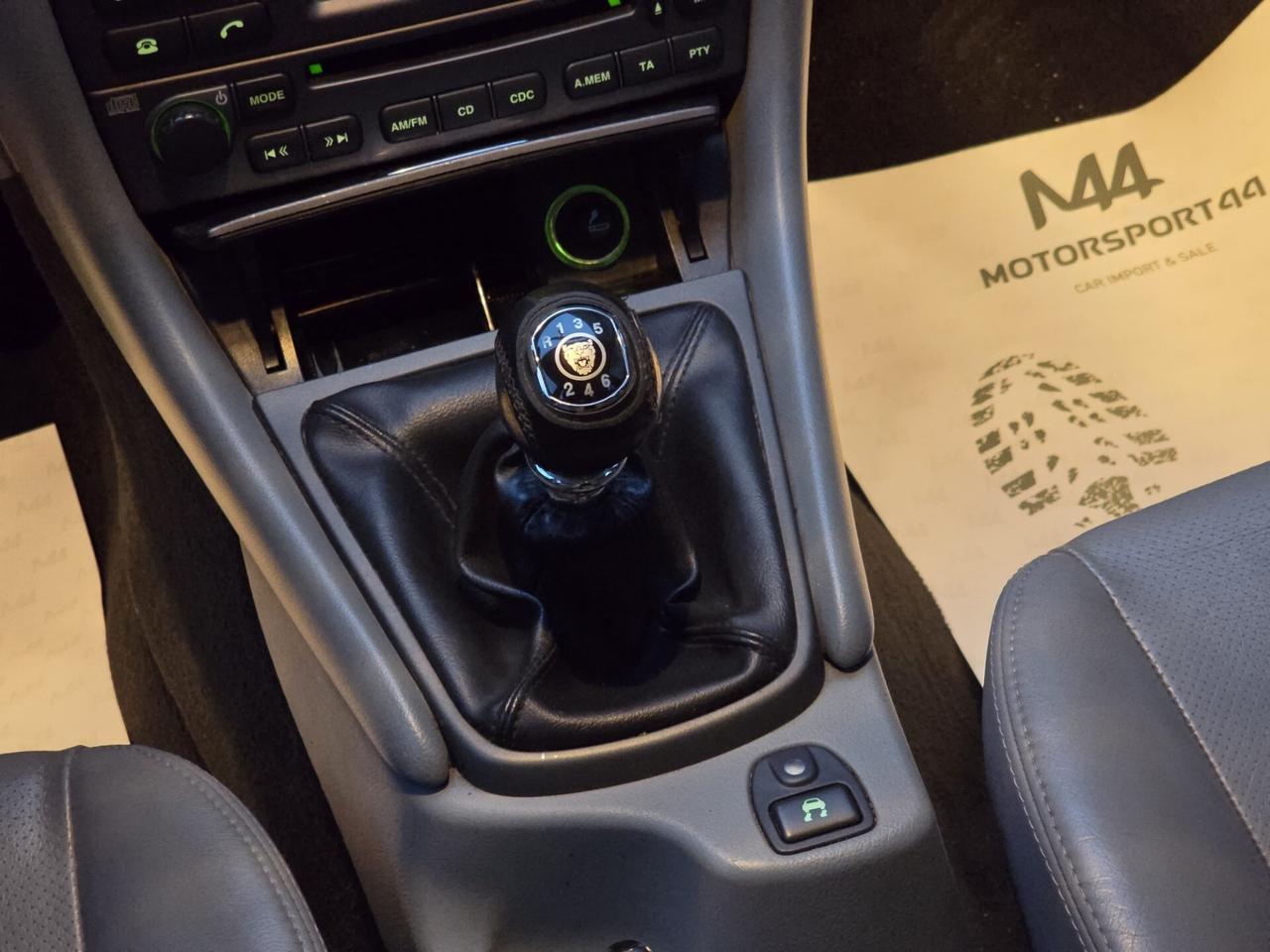 Jaguar X-Type 2.2D cat Executive