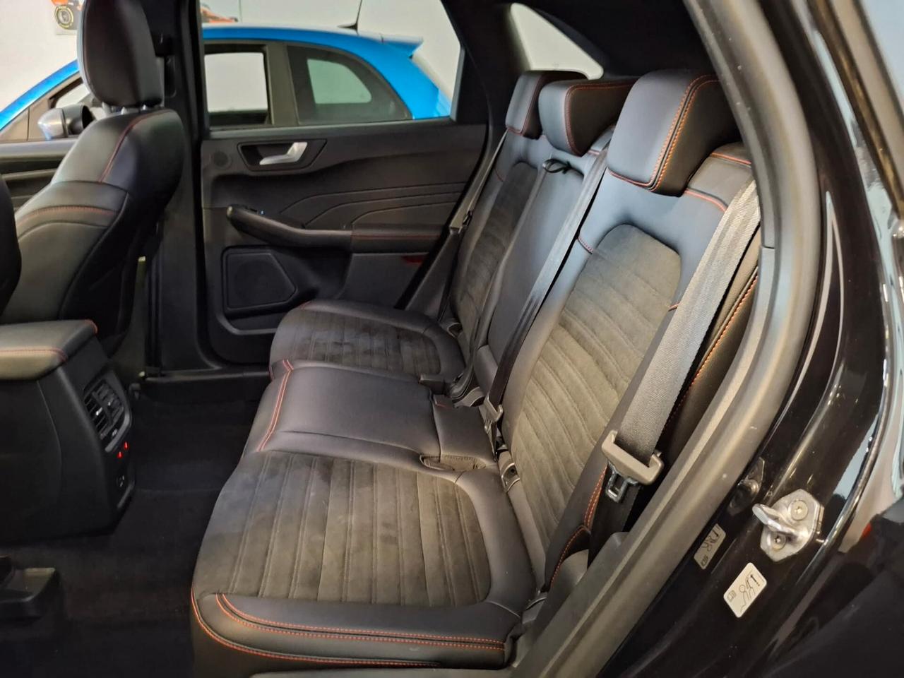 Ford Kuga 2.0 Diesel-hybrid 150CV ST-Line