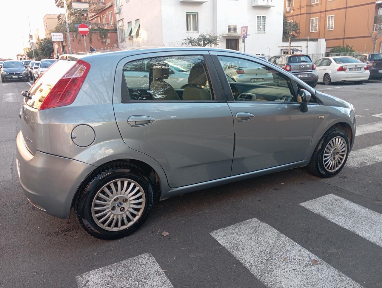Fiat Grande Punto 1.4 Dynamic GPL offerta del mese