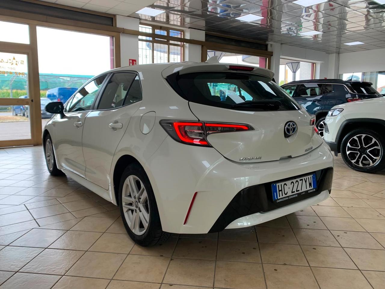Toyota Corolla 1.8 Hybrid Business *IVA DEDUCIBILE*