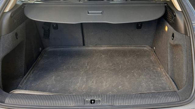 AUDI Q3 2.0 TDI 150 CV Business