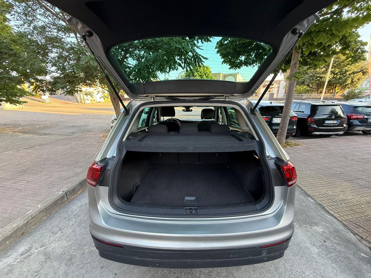 Volkswagen Tiguan km.99900! 1.6 TDI SCR Business BlueMotion