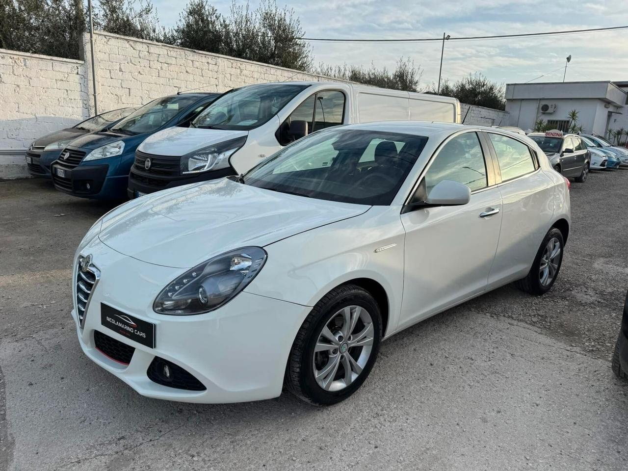 Alfa Romeo Giulietta 1.6 JTDm-2 105 CV Distinctive