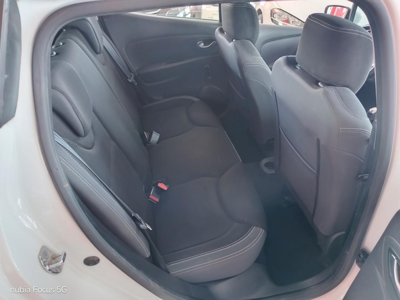 Renault Clio dCi 8V 75 CV Start&Stop 5 porte Energy Duel2