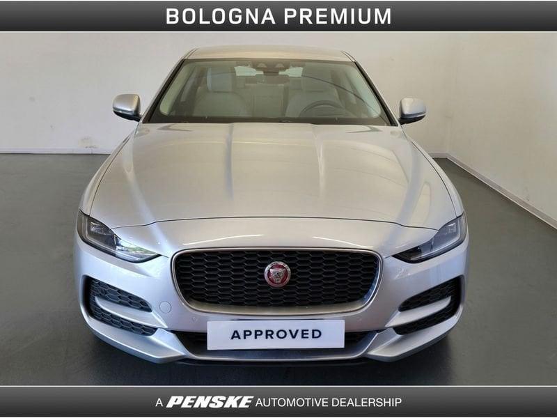 Jaguar XE XE 2.0 D 180 CV aut. SE