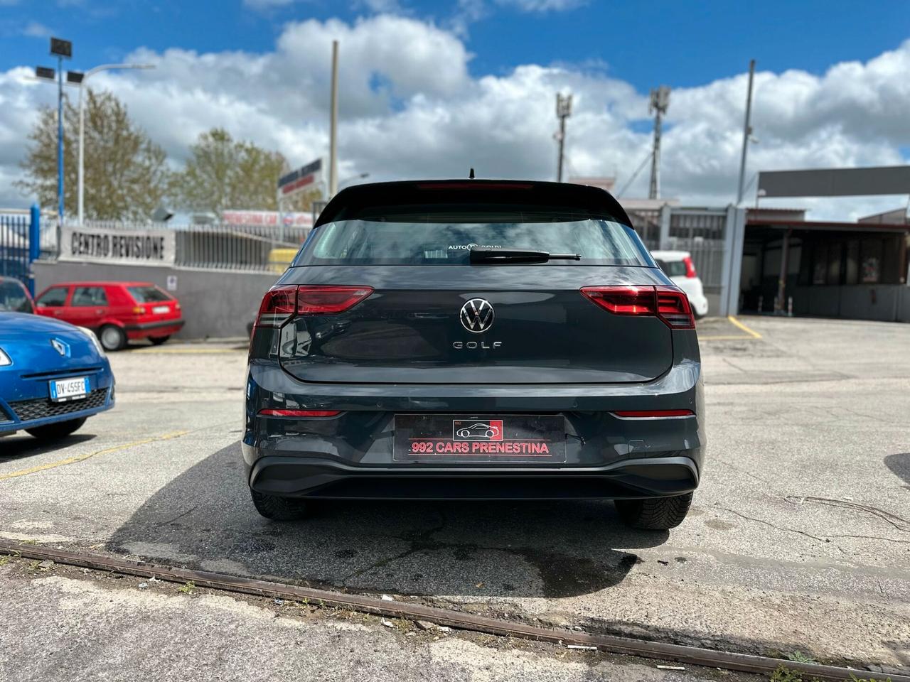 Volkswagen Golf 1.0 TSI EVO Life adatta a neopatentati garanzia permute finaziamento