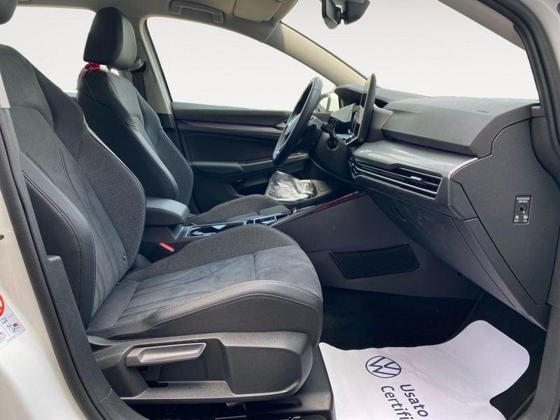 Volkswagen Golf 1.5 eTSI ACT Style DSG