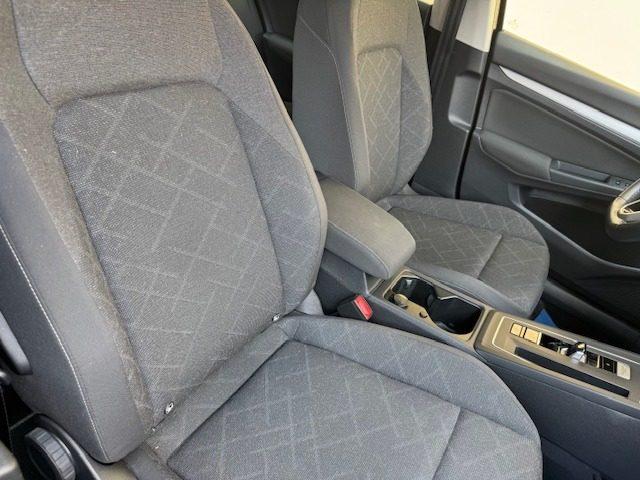 VOLKSWAGEN Golf 1.0 eTSI EVO DSG Life