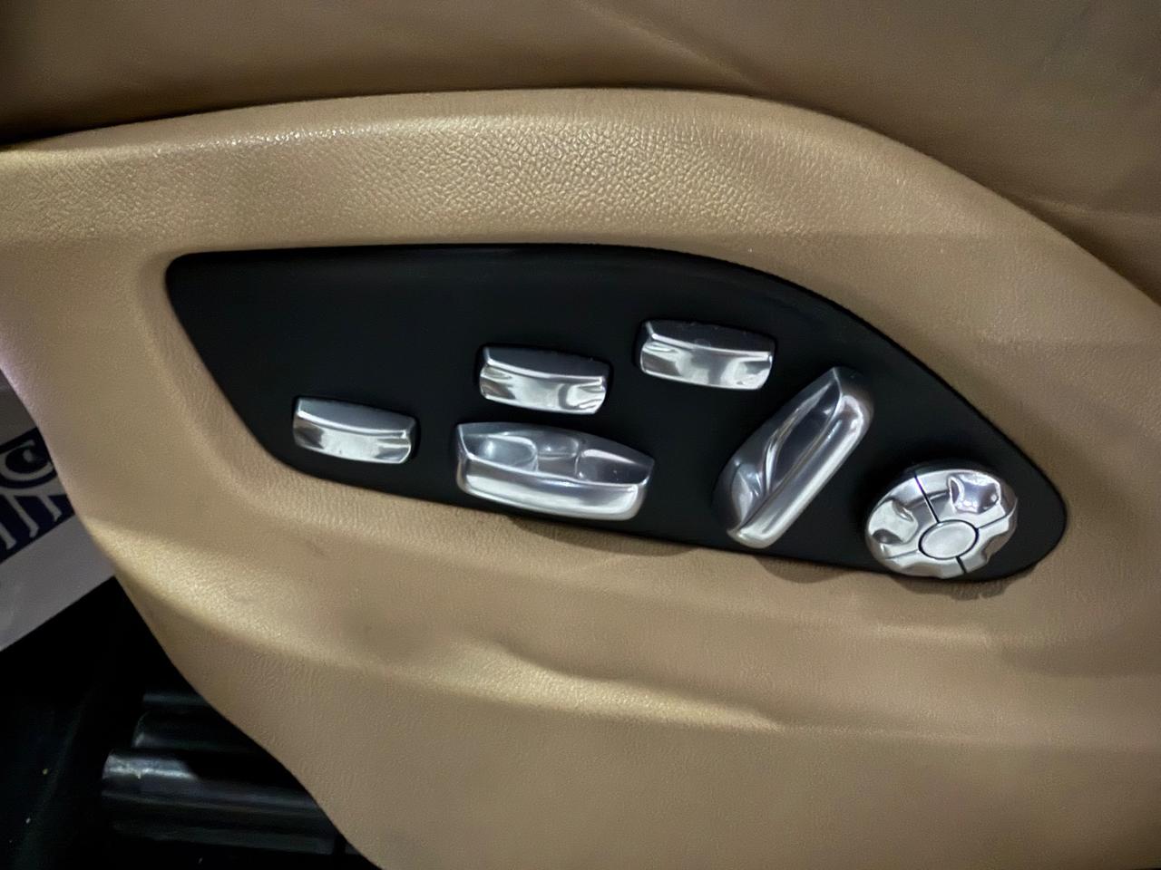 Porsche Cayenne 3.0 V6 TETTO/PASM/MATRIX IPERFULL2019