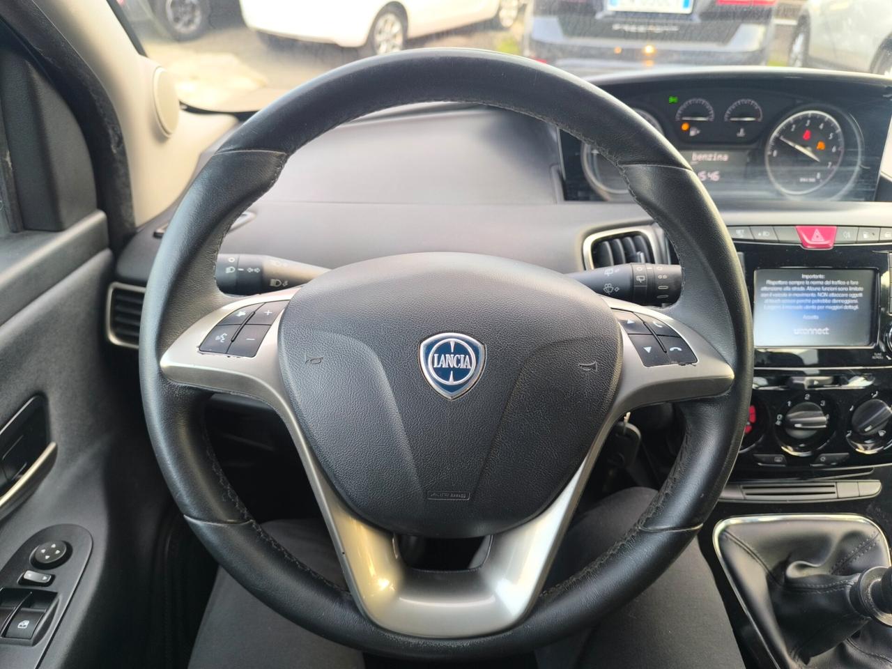 Lancia Ypsilon 1.2 69 CV 5 porte GPL Ecochic Gold