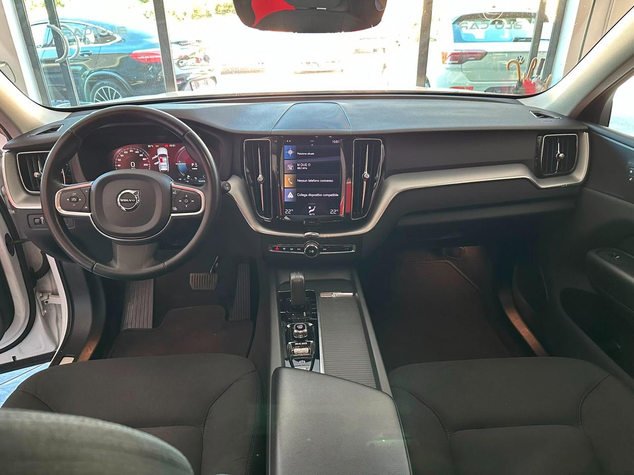 VOLVO XC60 T8 TWIN ENGINE AWD MOMENTUM