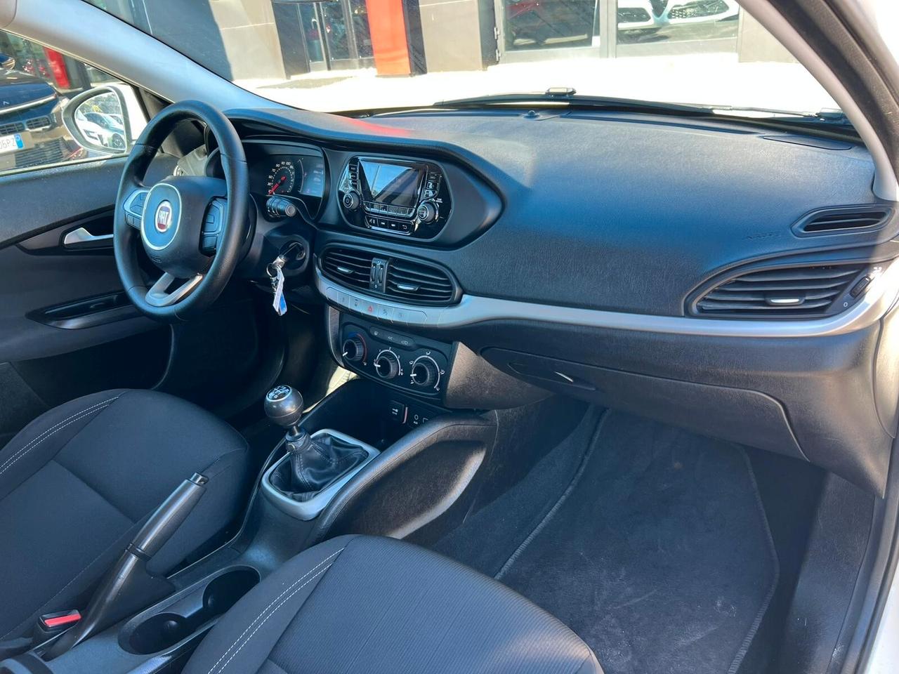 Fiat Tipo 1.6 Mjt S&S 5 porte Easy