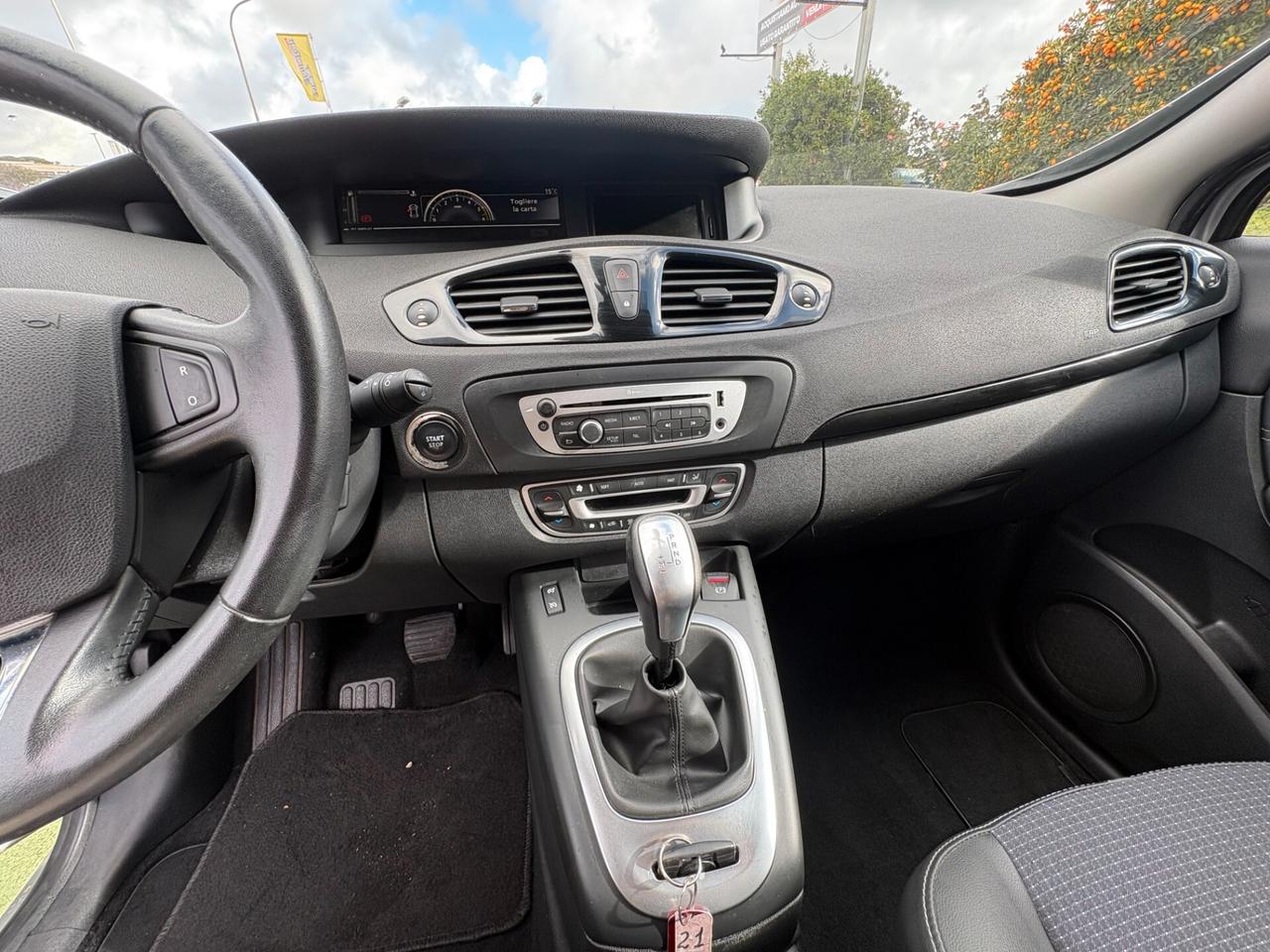 Renault Scenic XMod 1.5 dCi 110CV limited