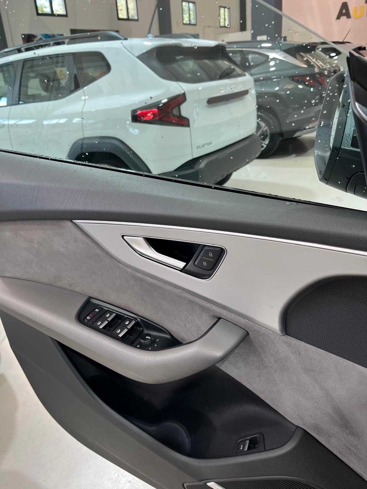 Audi Q8 50 TDI 286 CV quattro tiptronic Sport