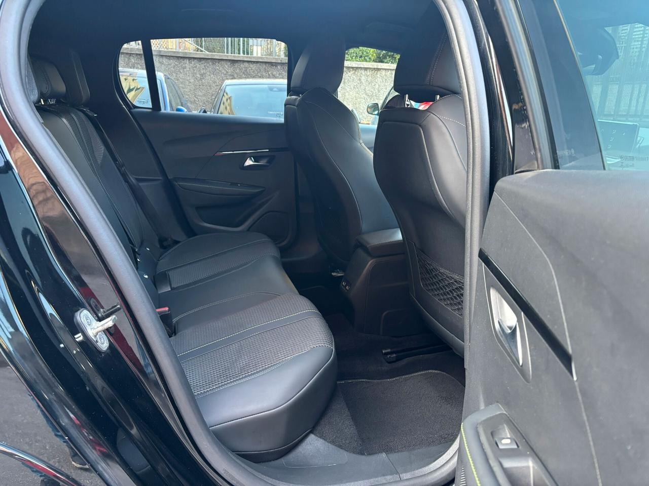 Peugeot 208 PureTech 100 Stop&Start 5 porte GT Pack PREZZO REALE