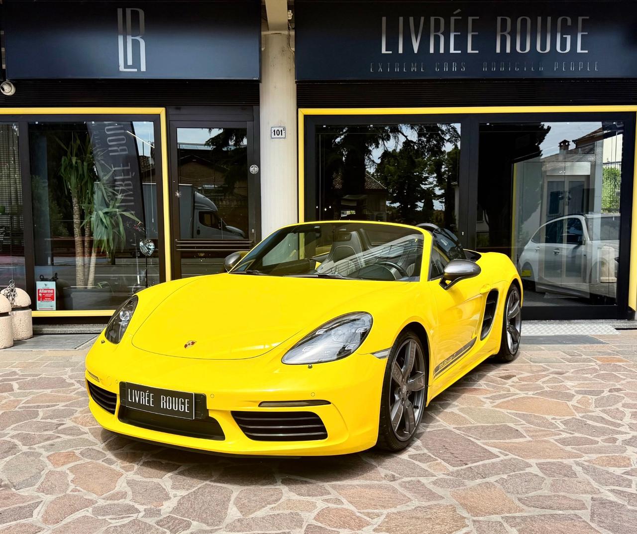 Porsche 718 Boxster T