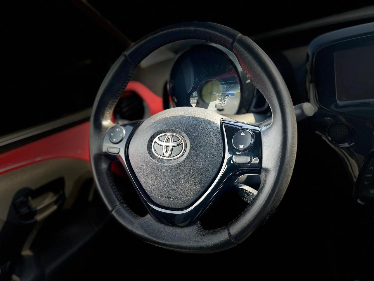 Toyota Aygo 1.0 VVT-i 69CV x-cool Gpl*