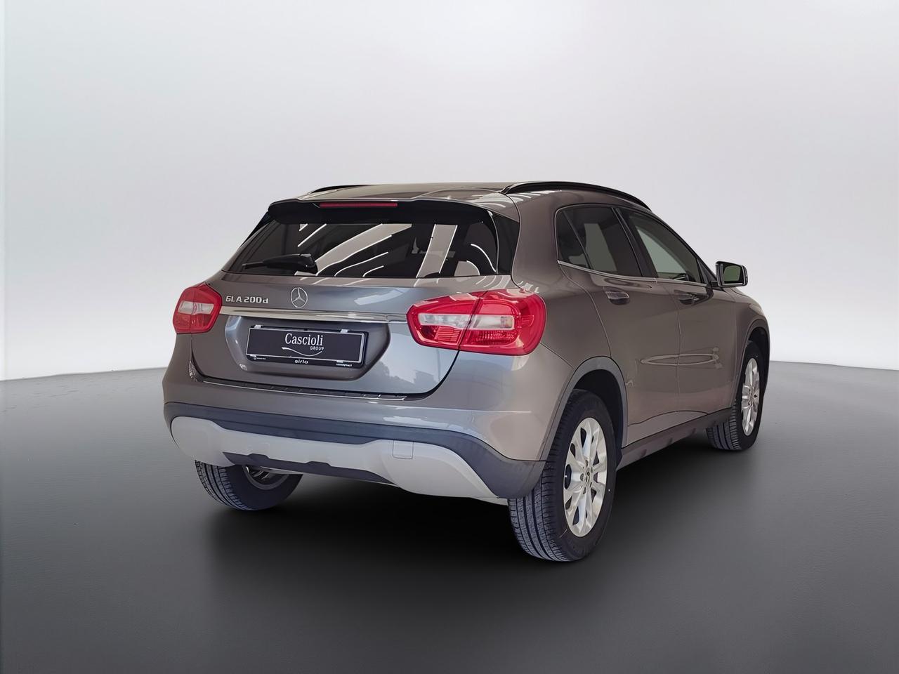 Mercedes-Benz GLA-X156 2017 - GLA 200 d Business auto
