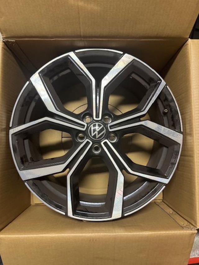 VOLKSWAGEN Polo 2.0 TSI DSG GTI