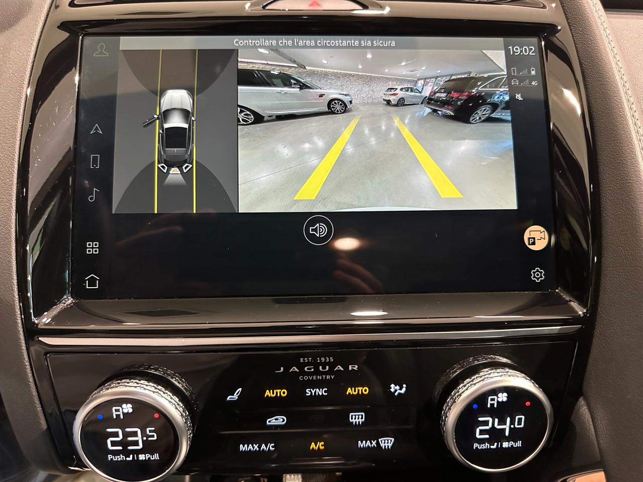 Jaguar E-Pace 2.0D 163cv AWD Auto R-Dynamic HSE IVA ESPOSTA