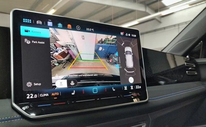 Volkswagen Tiguan 1.5 eTSI 110KW ACT R-Line DSG Camera 20" Winter Pack