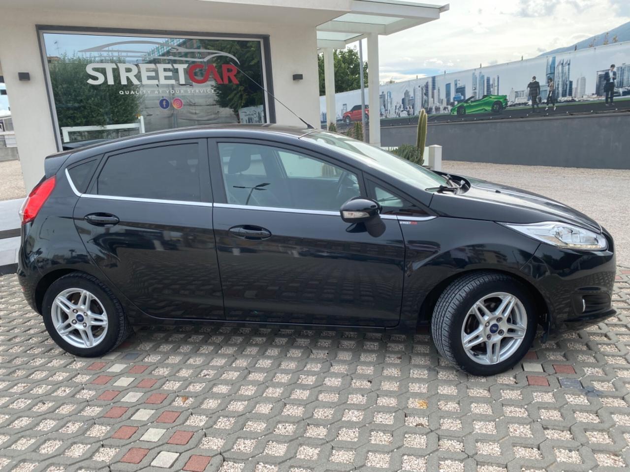 Ford Fiesta 1.5 TDCi 75CV 5 porte Titanium