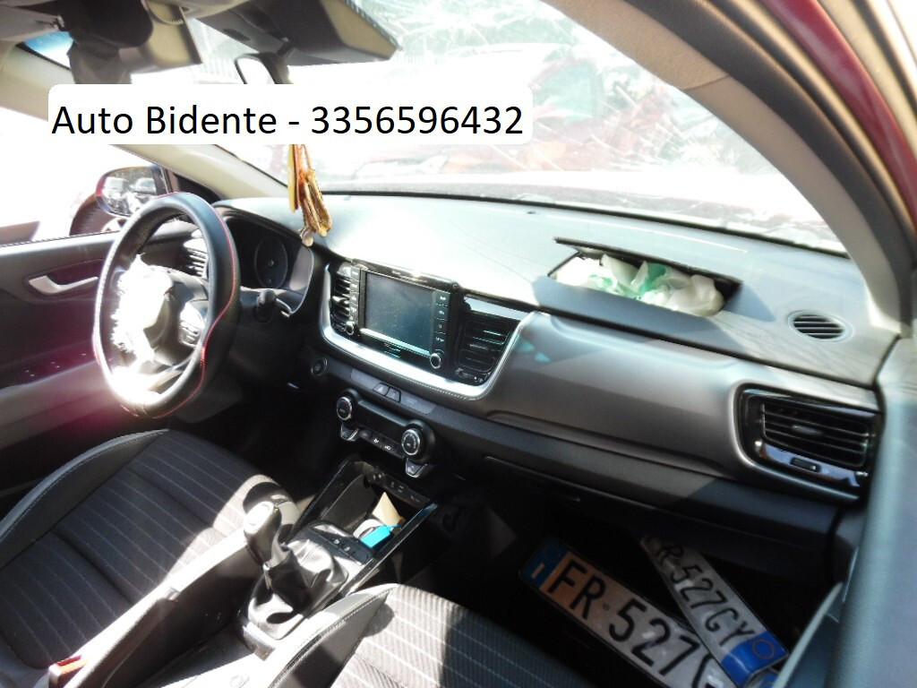 Kia Stonic 1.4 MPI 100 CV Urban