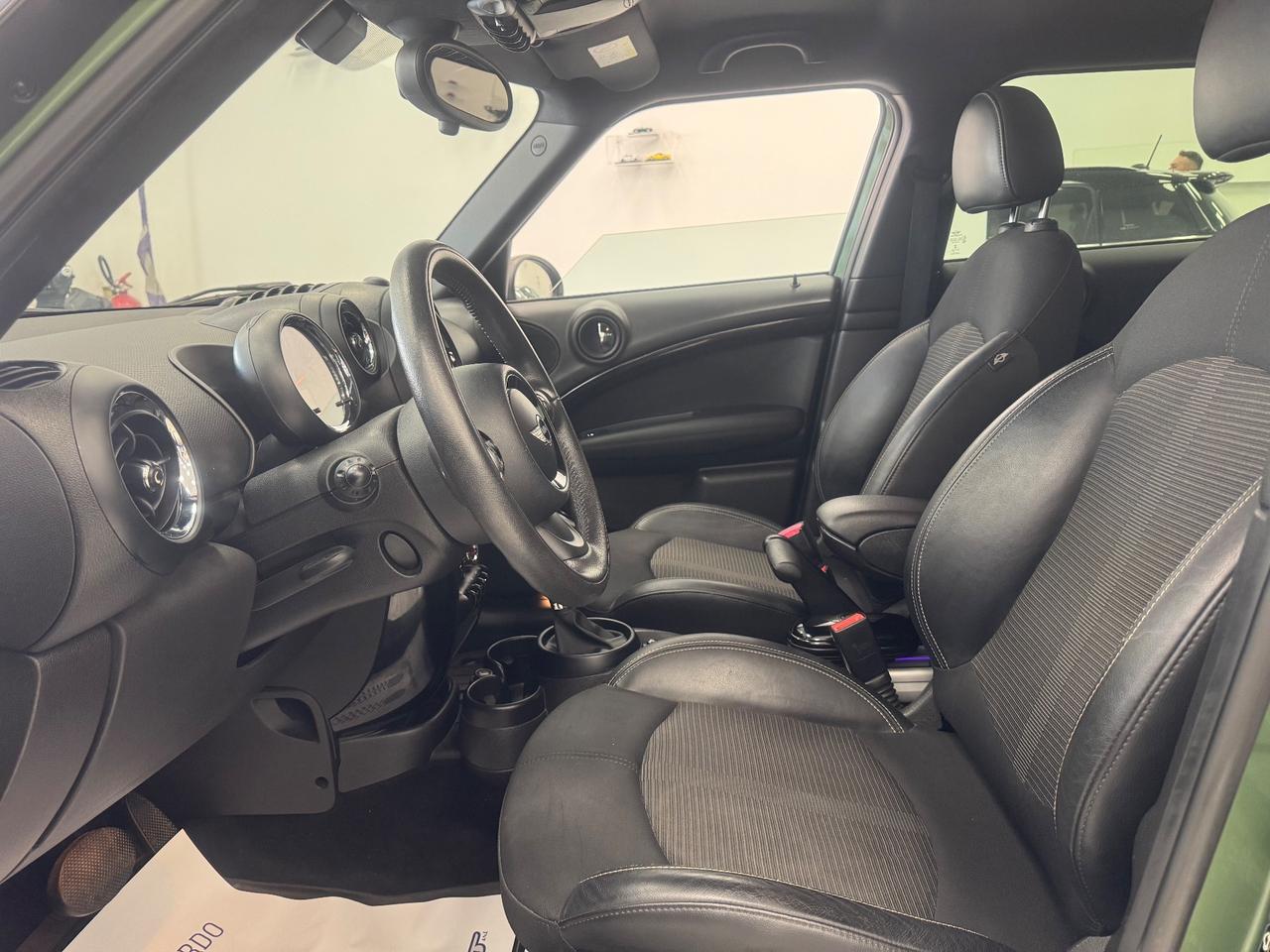 Mini Cooper D Countryman 2.0 Business Automatica