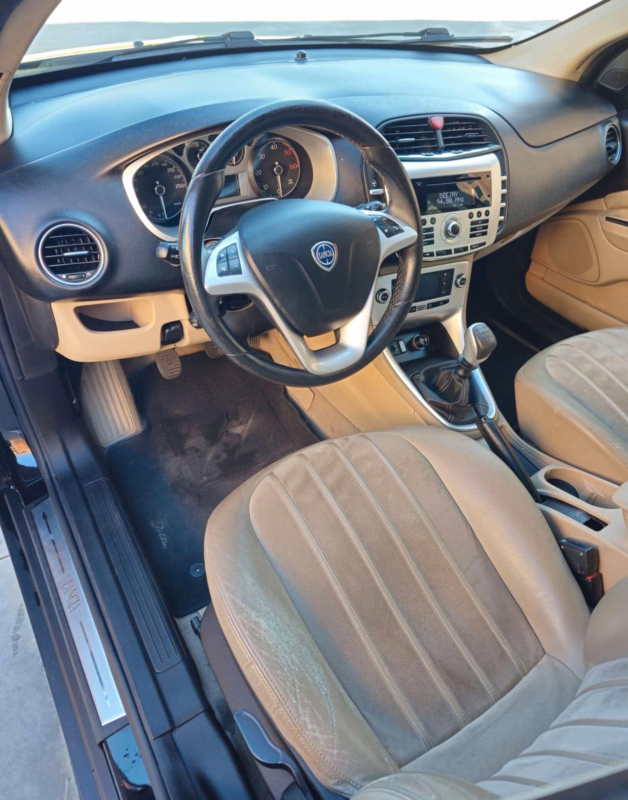 Lancia Delta 1.6 MJT DPF 105 CV Gold