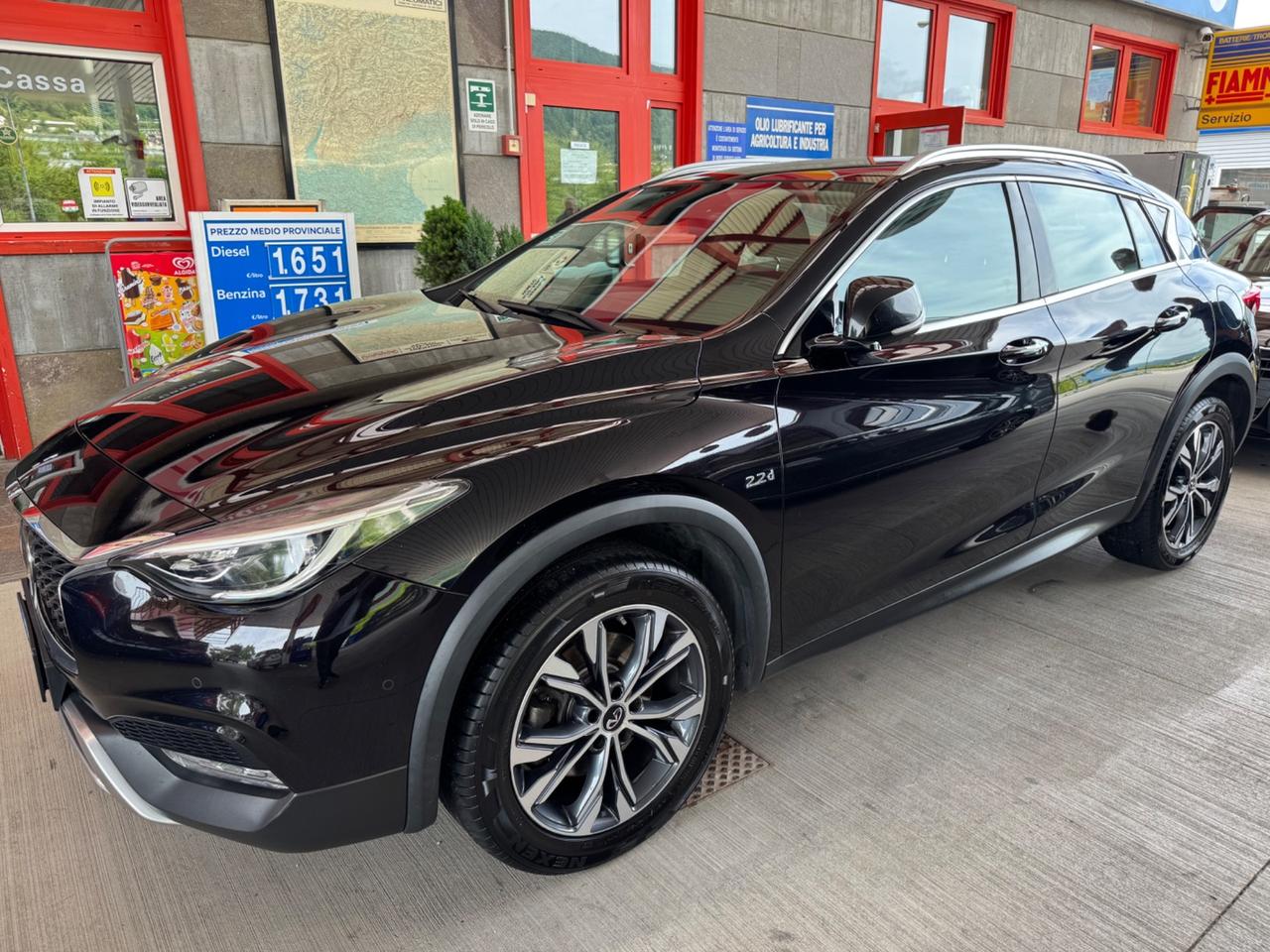 Infiniti QX30 2.2 diesel DCT AWD Executive