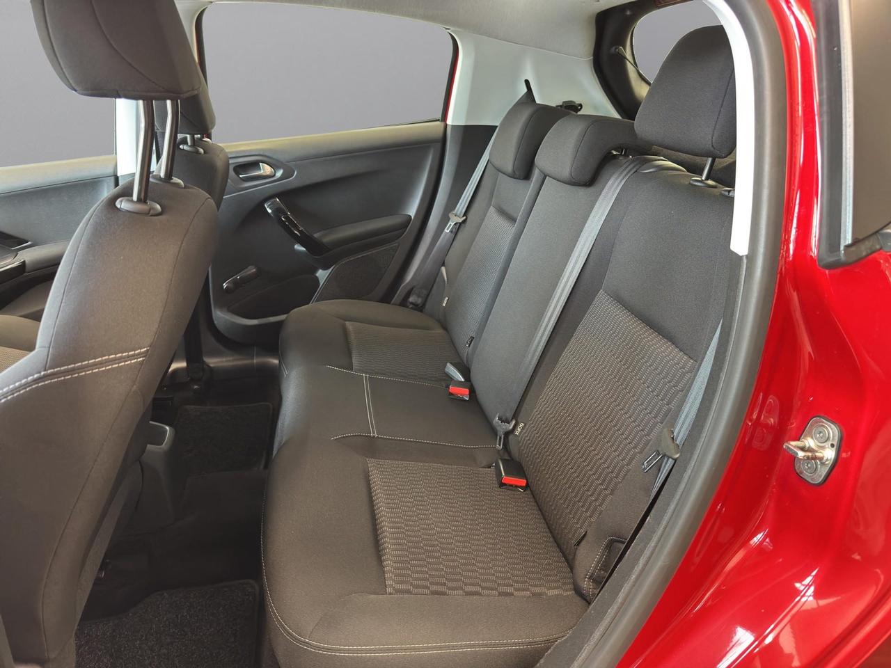 Peugeot 208 5p 1.2 puretech Active s&s 82cv