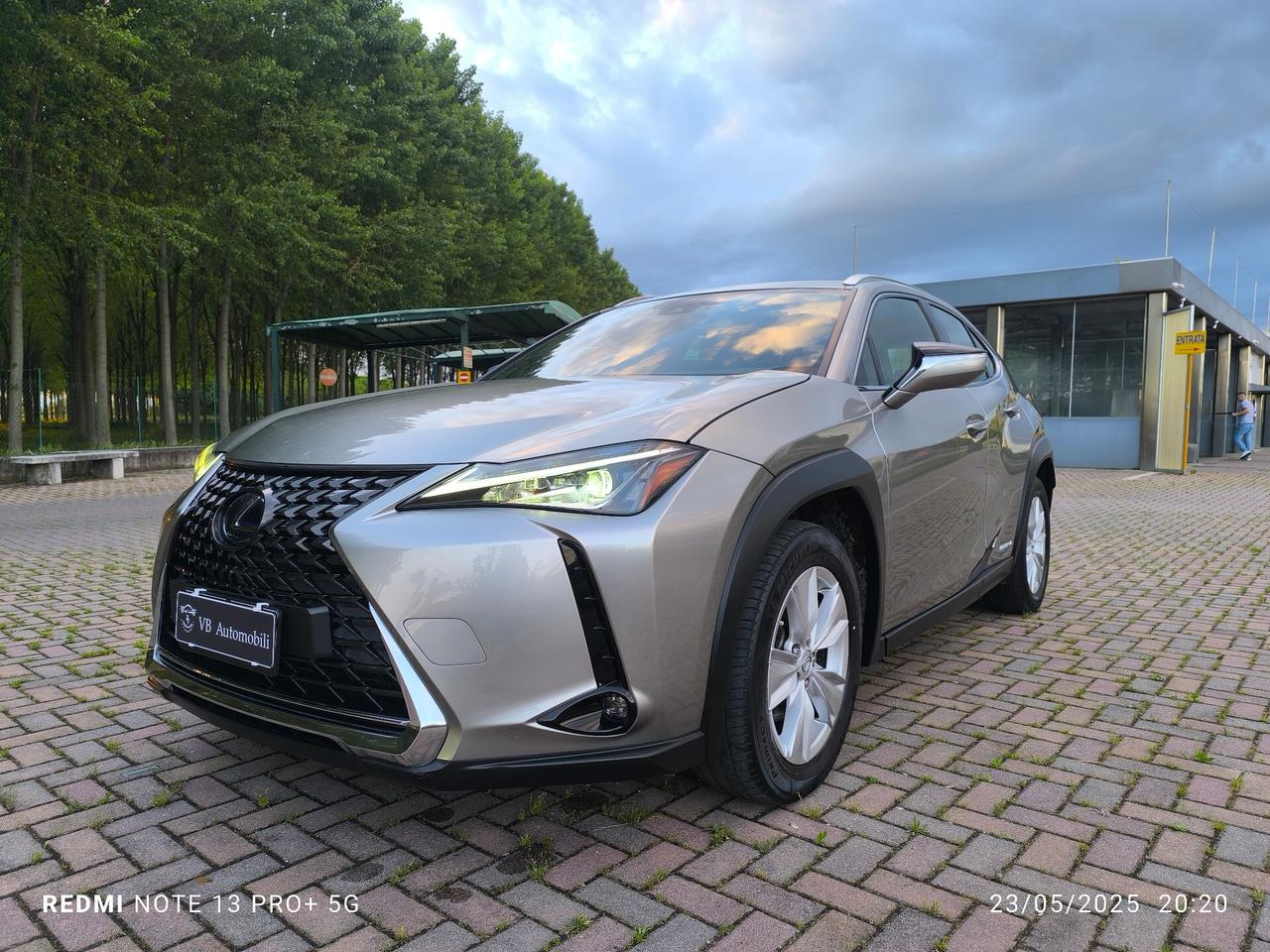Lexus UX Hybrid Business Full Optional