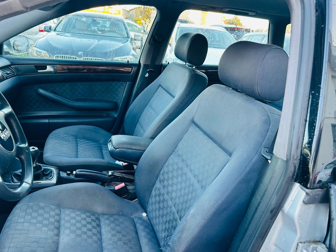 Audi A6 2.5 V6 TDI cat Avant 155CV