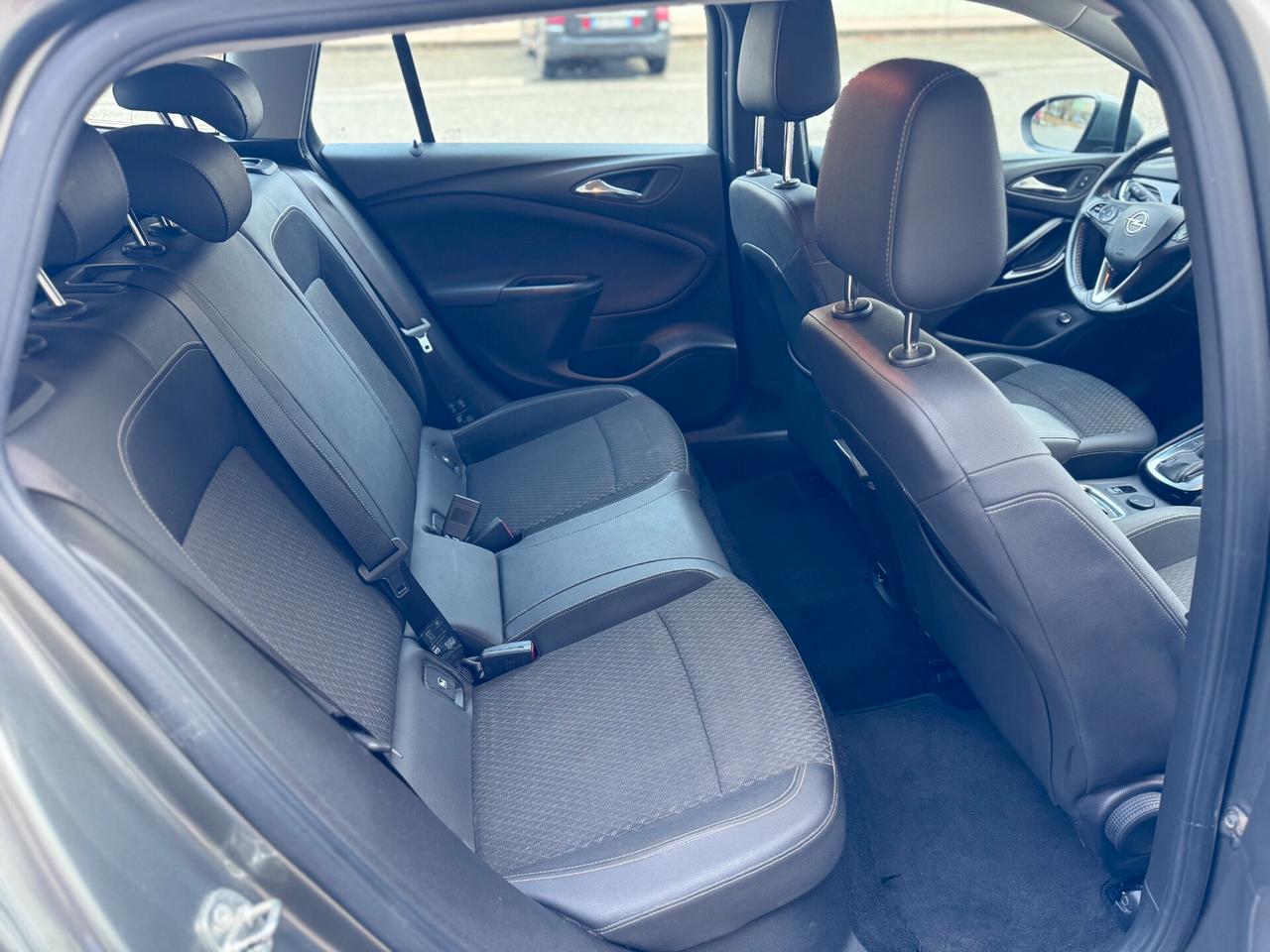 Opel Astra 1.6 CDTi 136CV aut. Sports Tourer Innovation