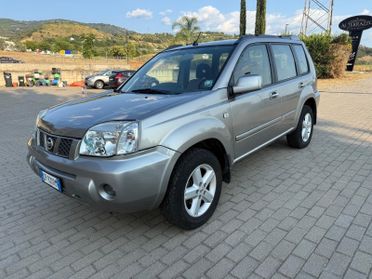 Nissan X-Trail 2.2 dCi Elegance