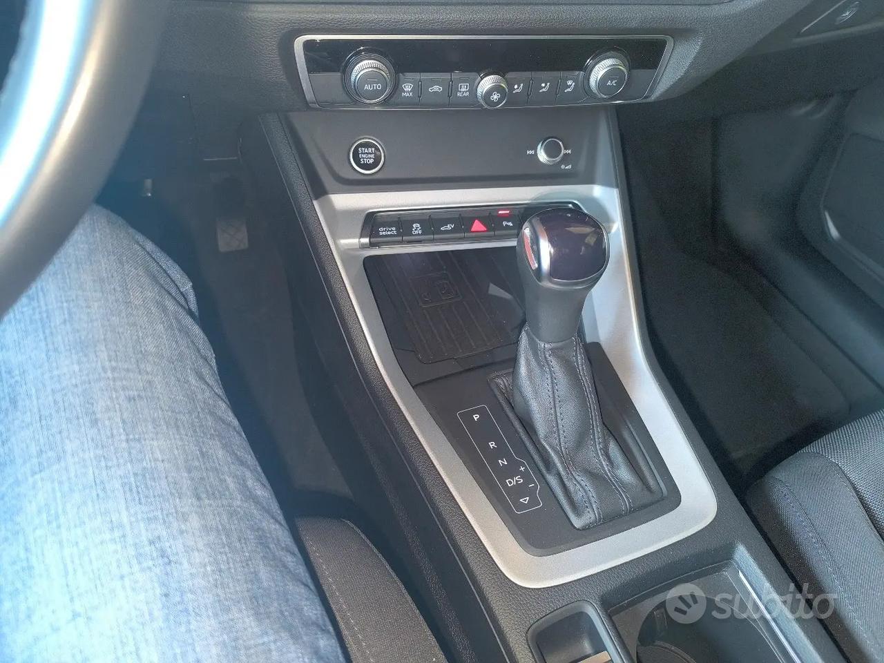 Audi Q3 45 TFSI 1.4 Business ibrido 245 CV auto