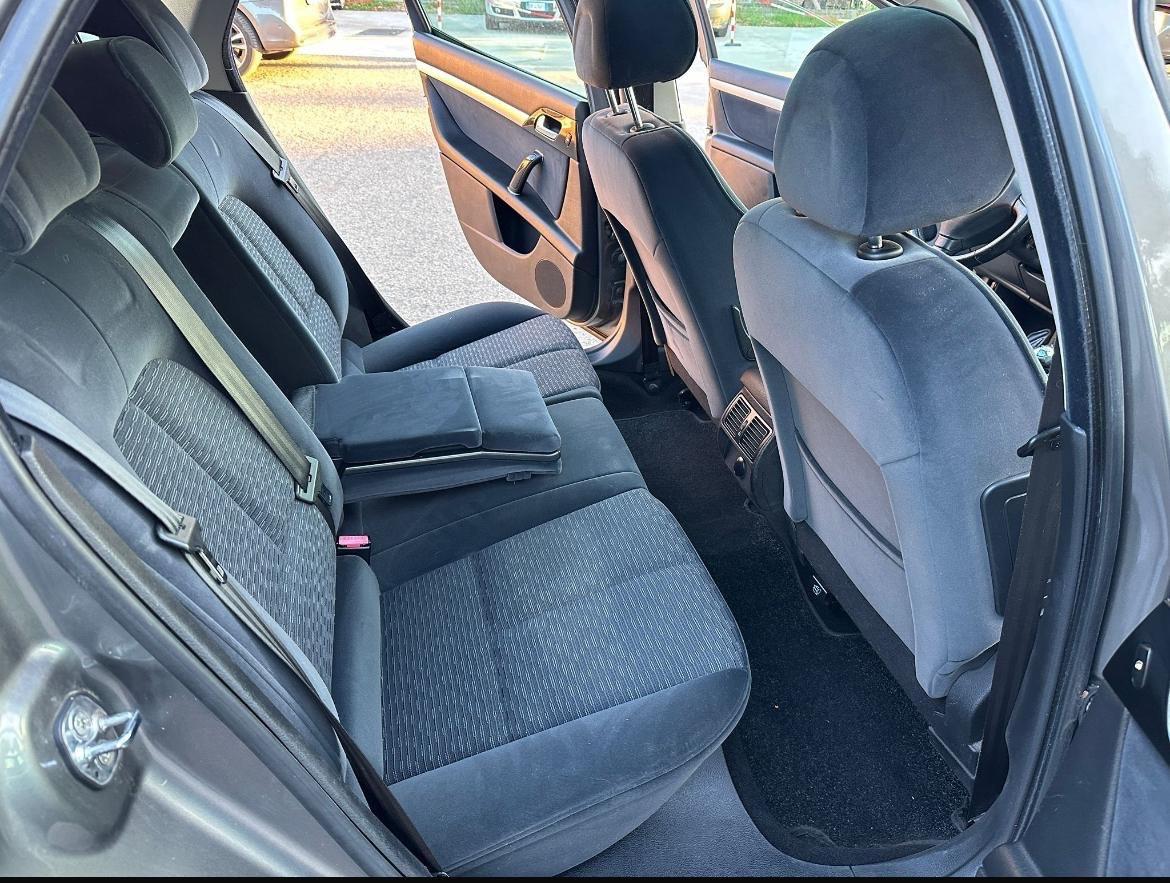 Peugeot 407 2.0 HDi SW Navteq on Board