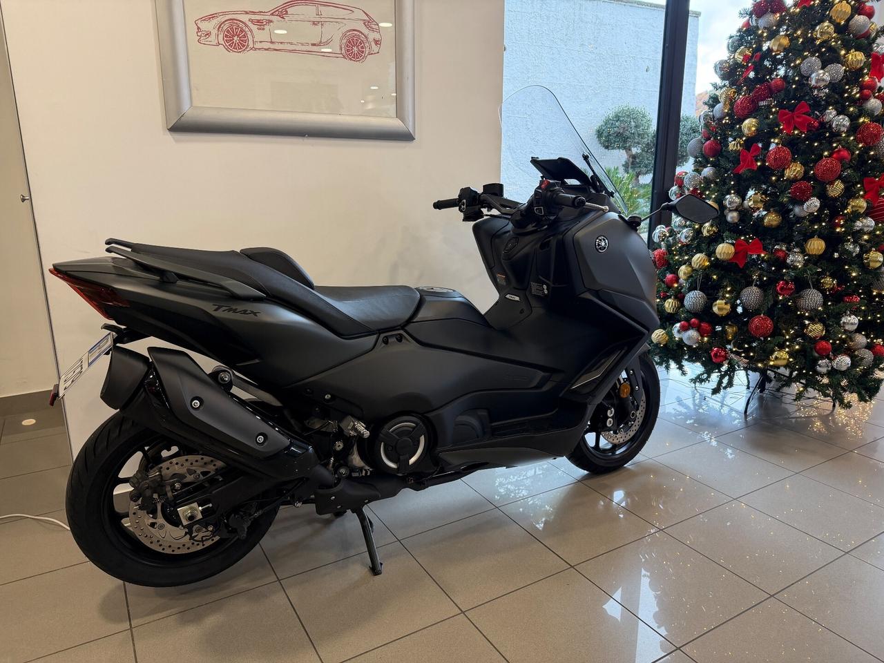 TMAX 560 0 SINISTRI 850KM !!!!