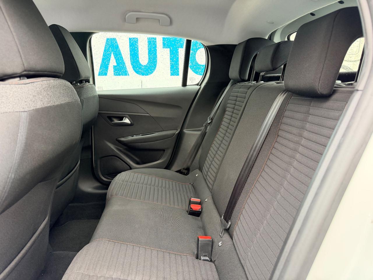 Peugeot 208 BlueHDi 102 cv