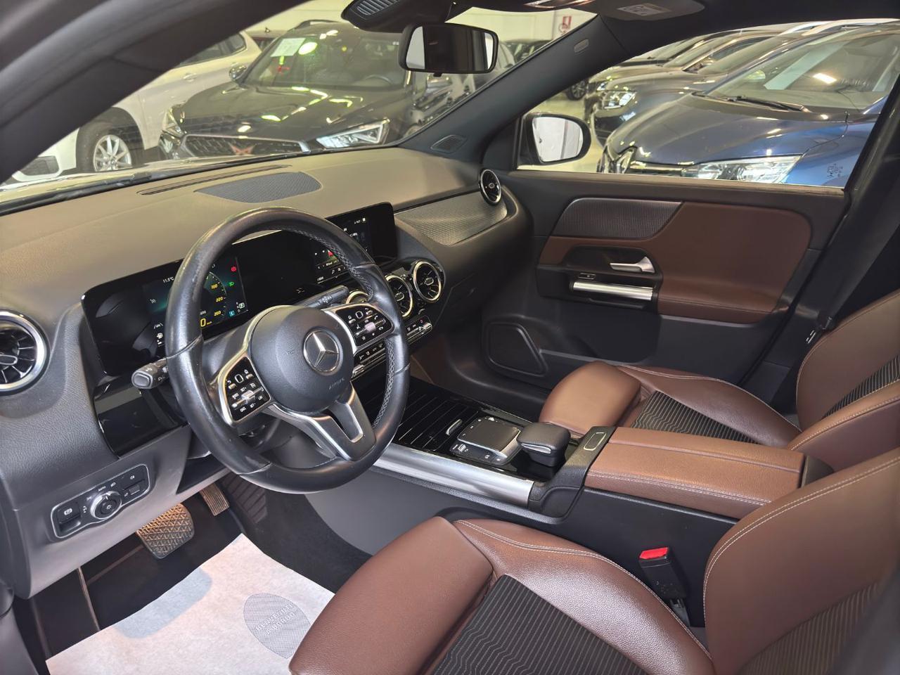 MERCEDES-BENZ GLA 200 d Automatic Sport Plus