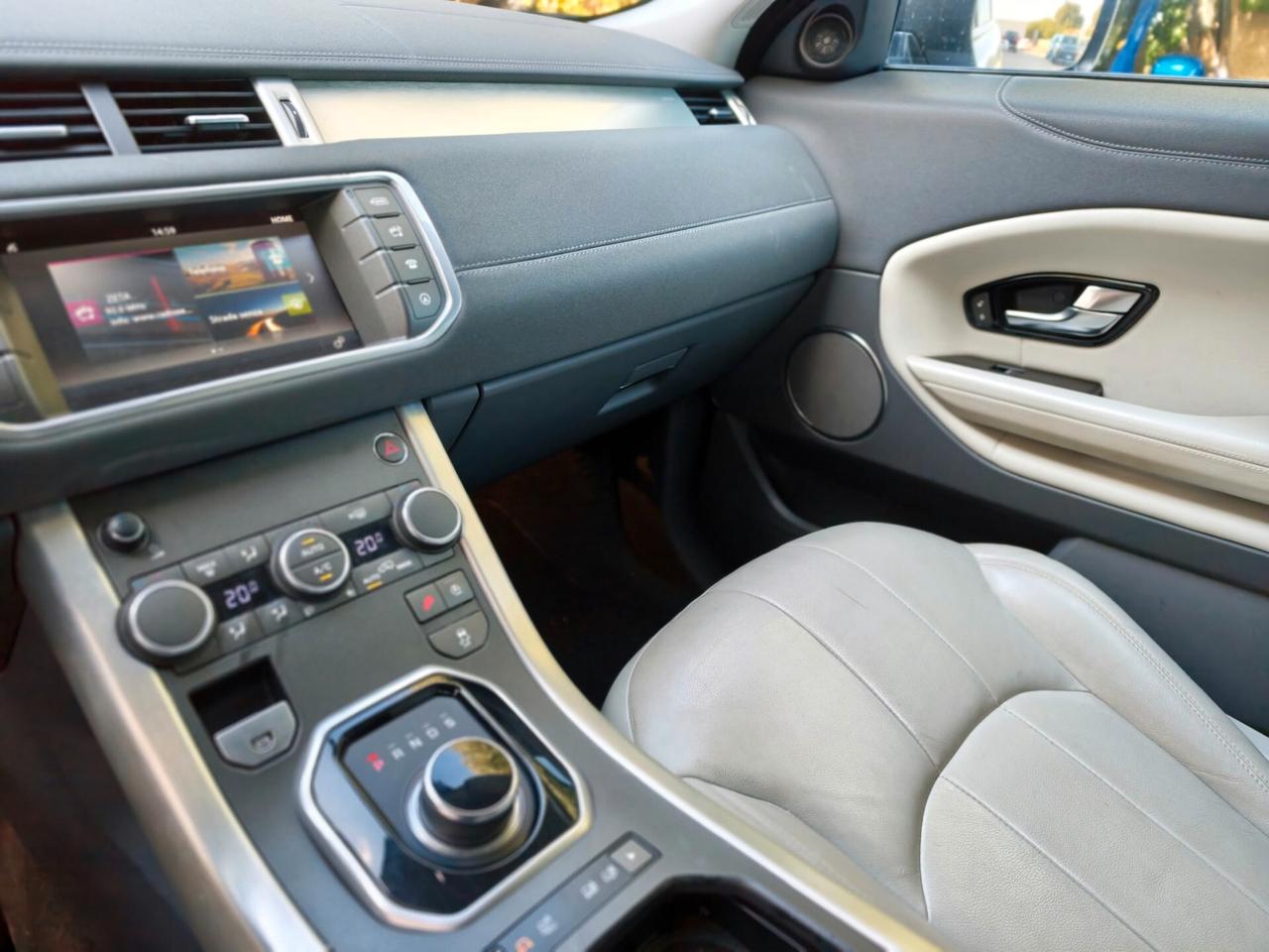 Land Rover Range Evoque 2.0 TD4 180 CV 5p. SE