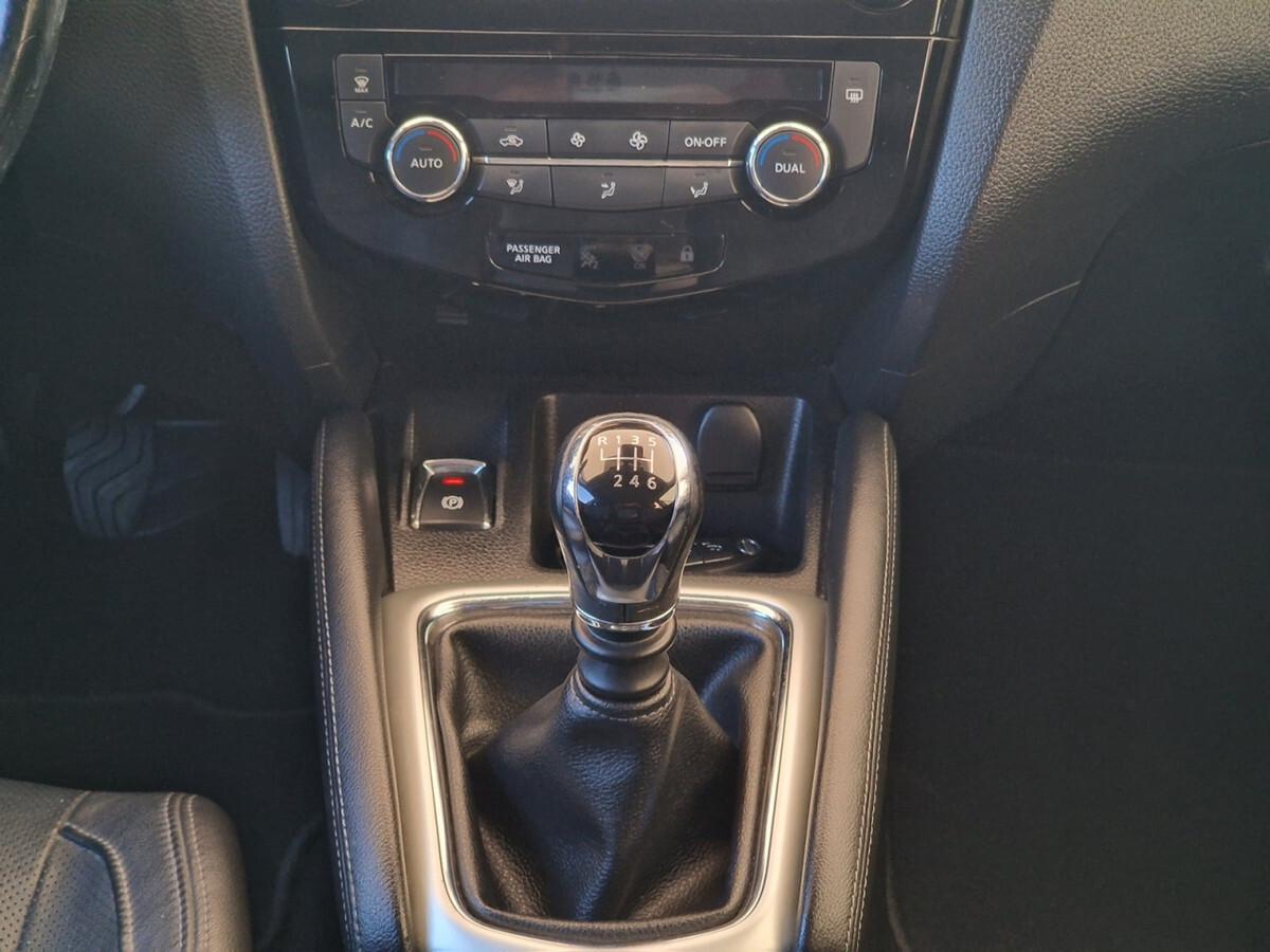 NISSAN QASHQAI 1.5 TEKNA AUTOCARRO