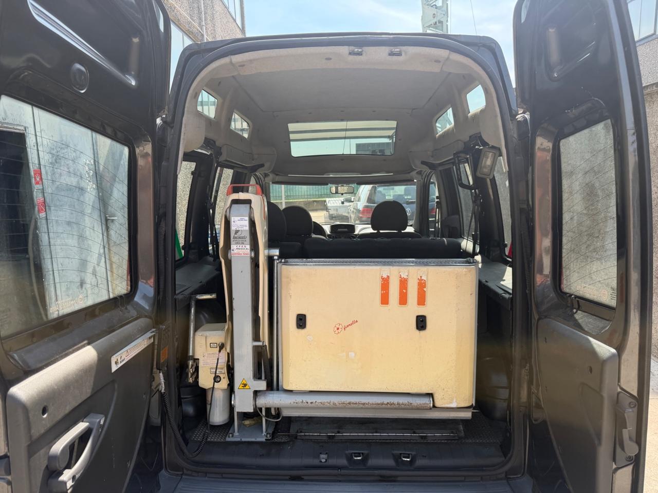 DOBLO TETTO ALTO 1.9JTM 120CV PEDANA DISABILI