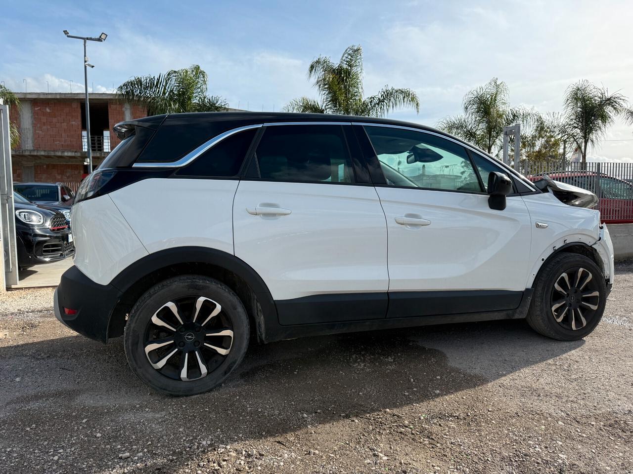 OPEL CROSSLAND 2022 1.2 BENZINA 83 CV *SINISTRATA